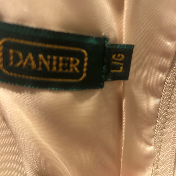 Danier Beige suede sleeveless dress with faux pearl accents. Size Large - Picture 3 of 4